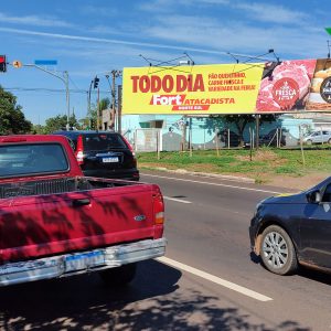 341 - Av. Ernesto Geisel /Santa Adélia (próximo Shopping Norte Sul Plaza) 02