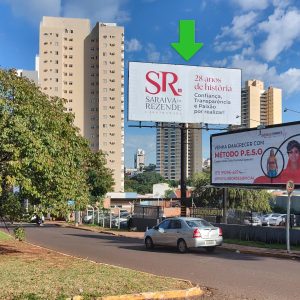 039 - Av. Ricardo Brandao com Av. Arquiteto Rubens Gil de Camilo
