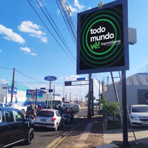 Relógio Digital 018 - Av. Zahran esquina com a treze de maio, 329 - Bira